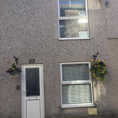 Open plan townhouse Appartement Caernarfon Buitenkant foto