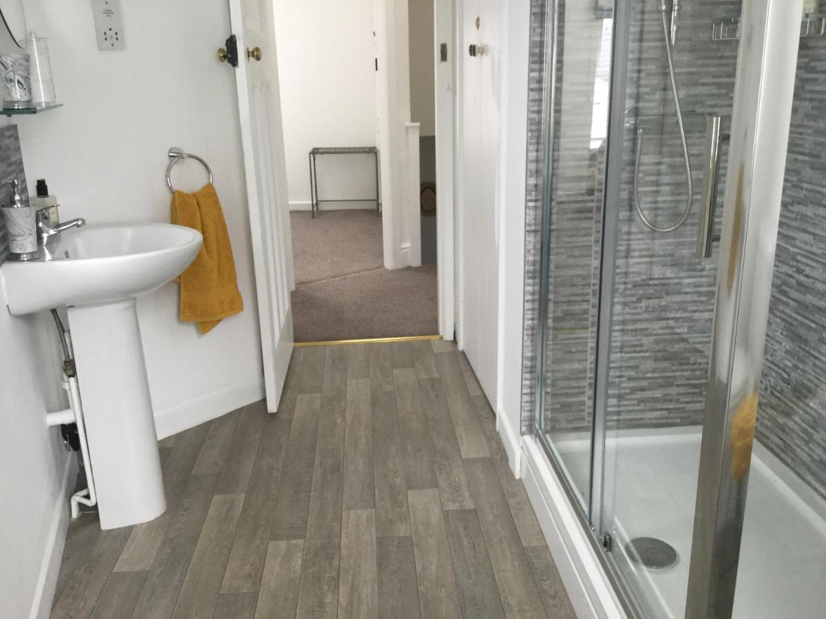 Open plan townhouse Appartement Caernarfon Buitenkant foto